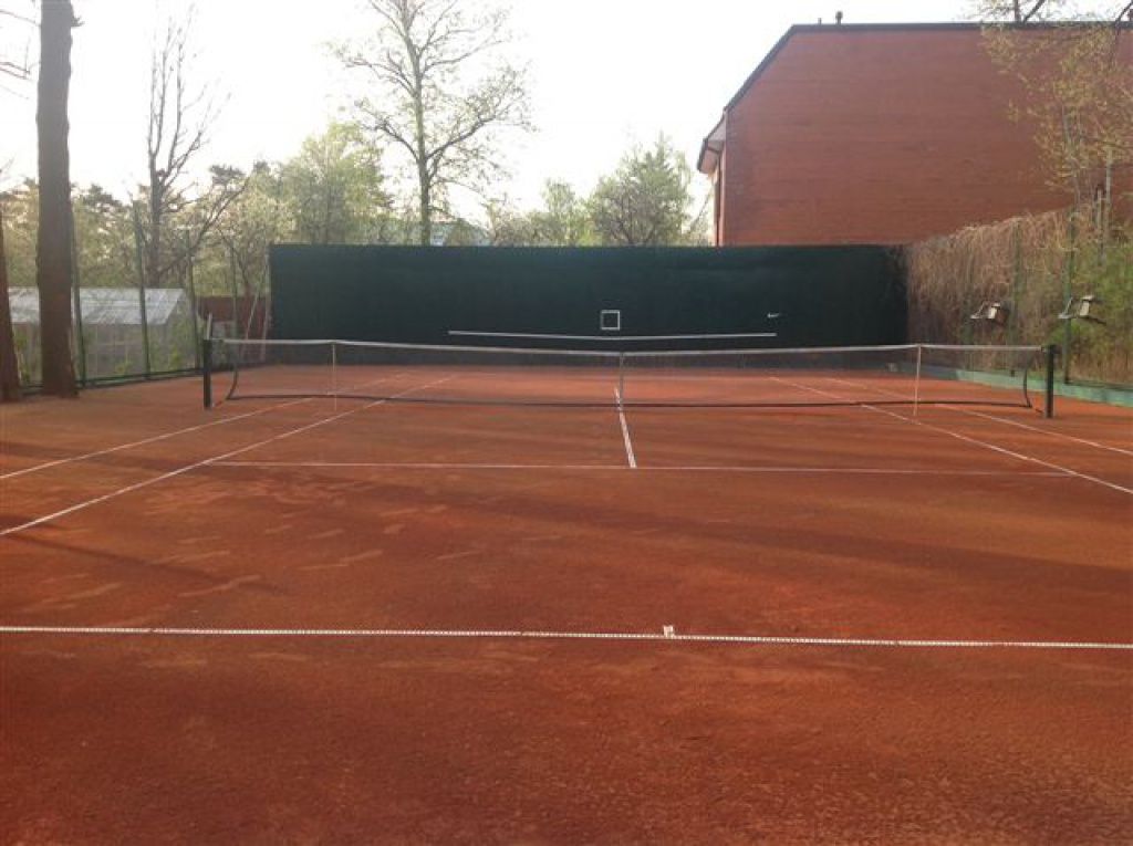 Грунтовый корт, ЗАО (Солнцево)