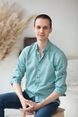 Карлов Артем