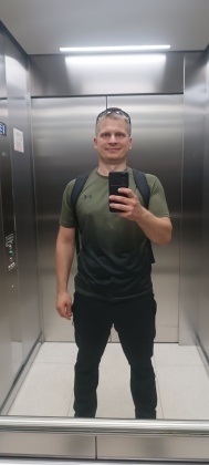 Комаров Антон 