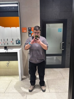 Азизов  Данияр